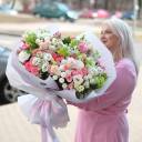 Букет Весенний Шедевр - с добавлением зелени - миниатюра 