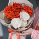 Букет Волшебство роз - с добавлением зелени - миниатюра 