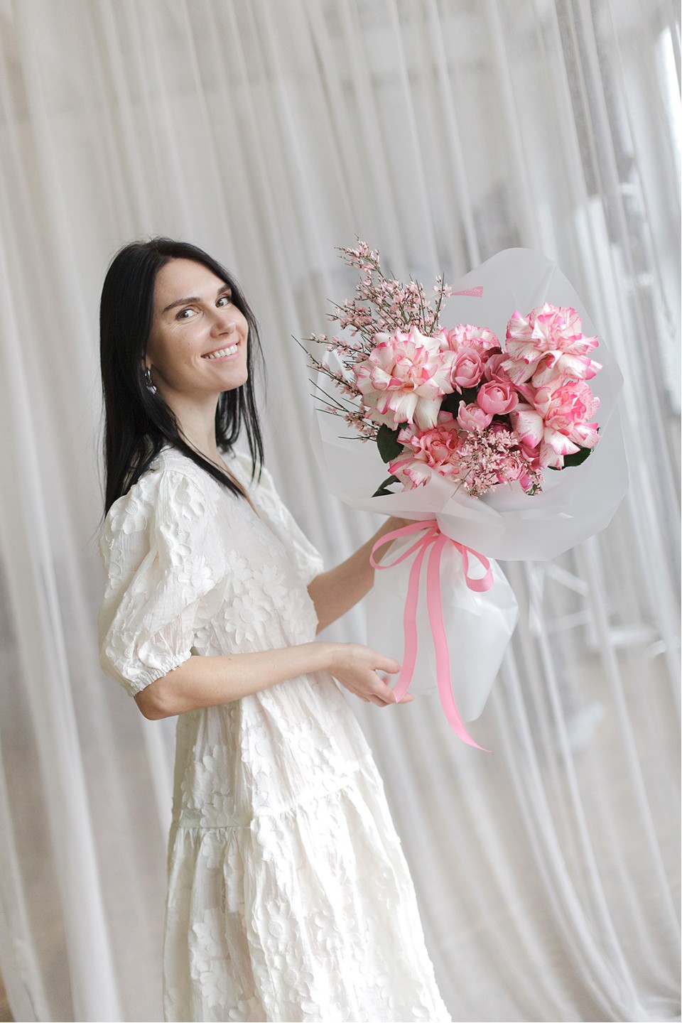 Букет Нежный шёпот - с добавлением зелени