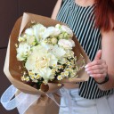 Букет Подарок Амура - с добавлением зелени - миниатюра 