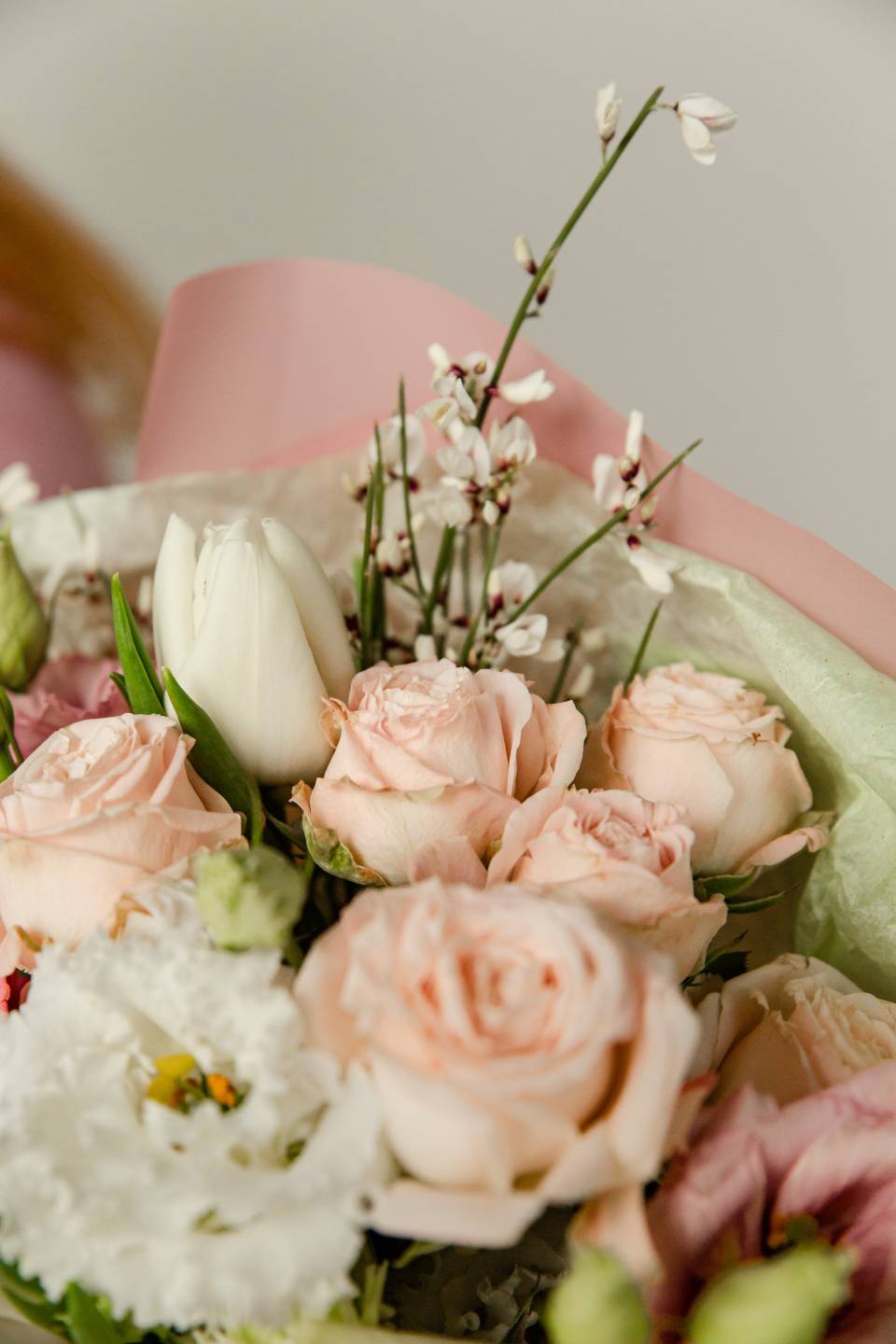 Букет Влюбленность - с добавлением зелени