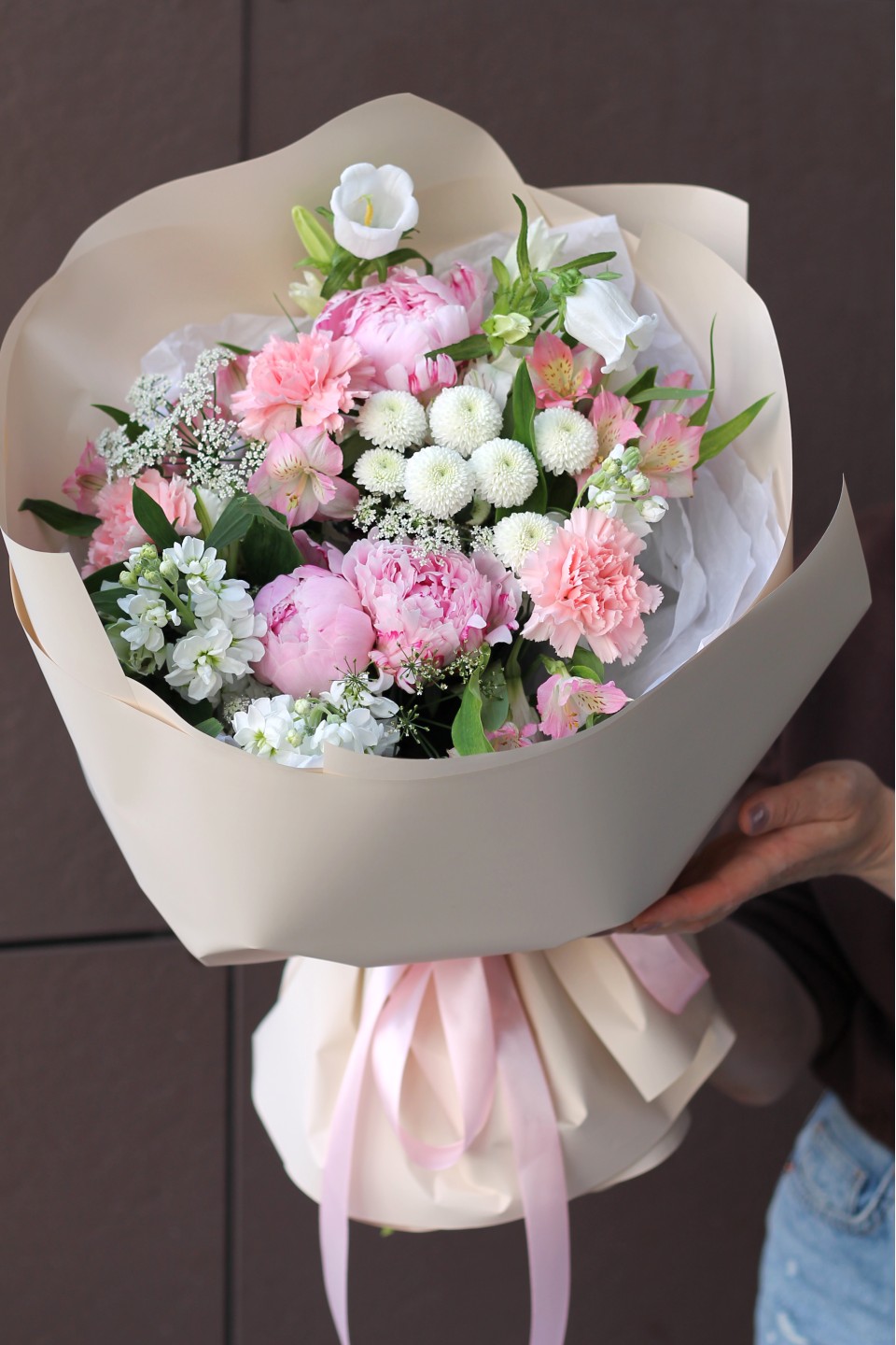 Букет Лотос - с добавлением зелени