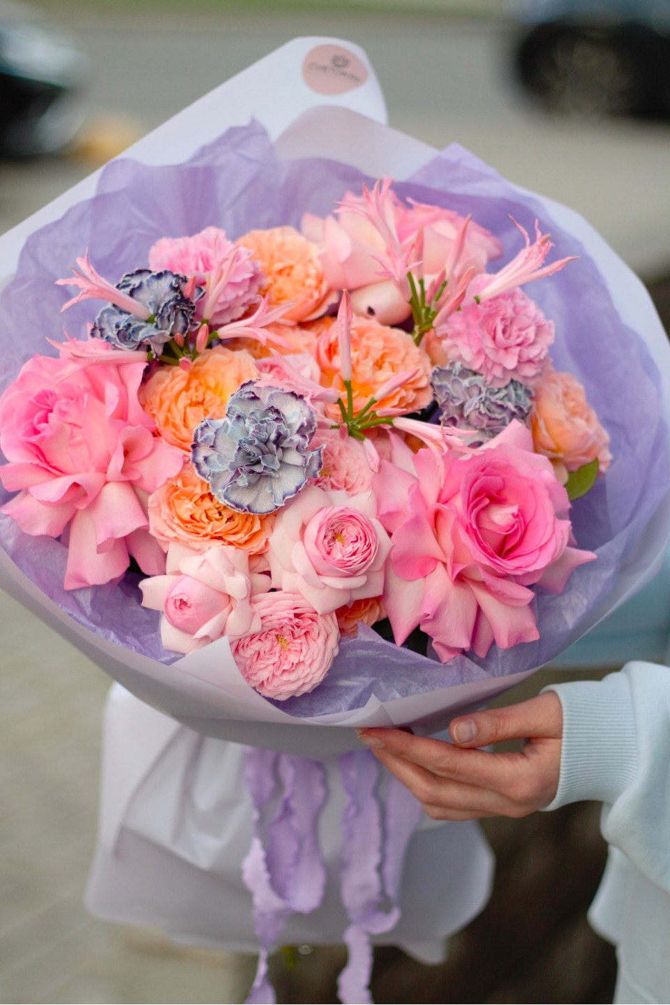 Букет Прометей - с добавлением зелени