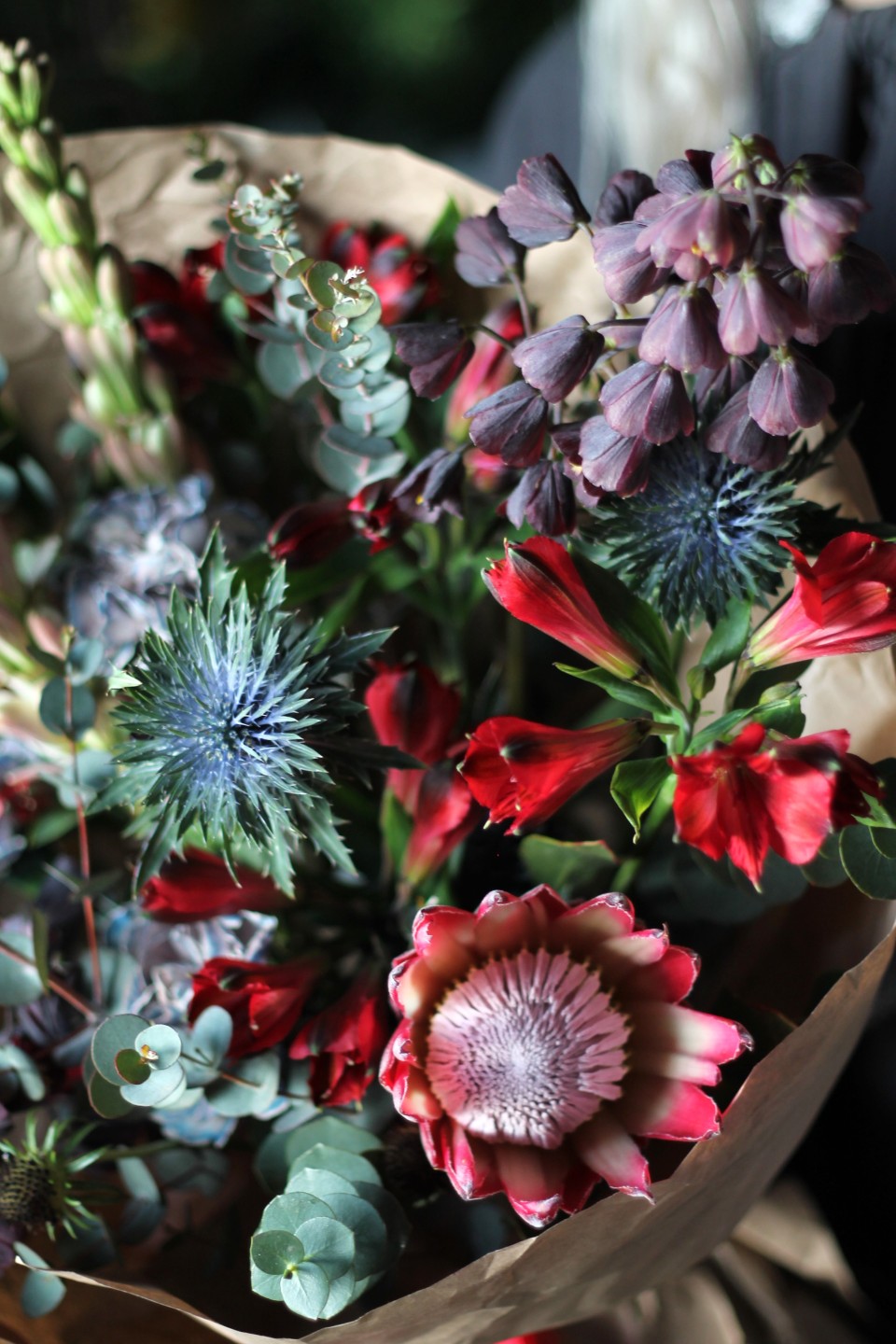 Букет Мальва Венеции - с добавлением зелени