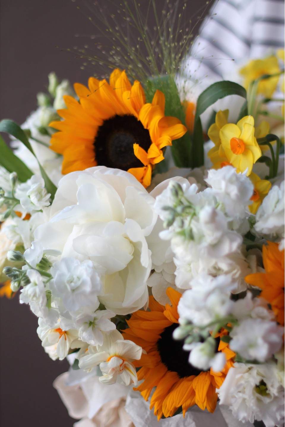 Композиция Одуванчик - с добавлением зелени