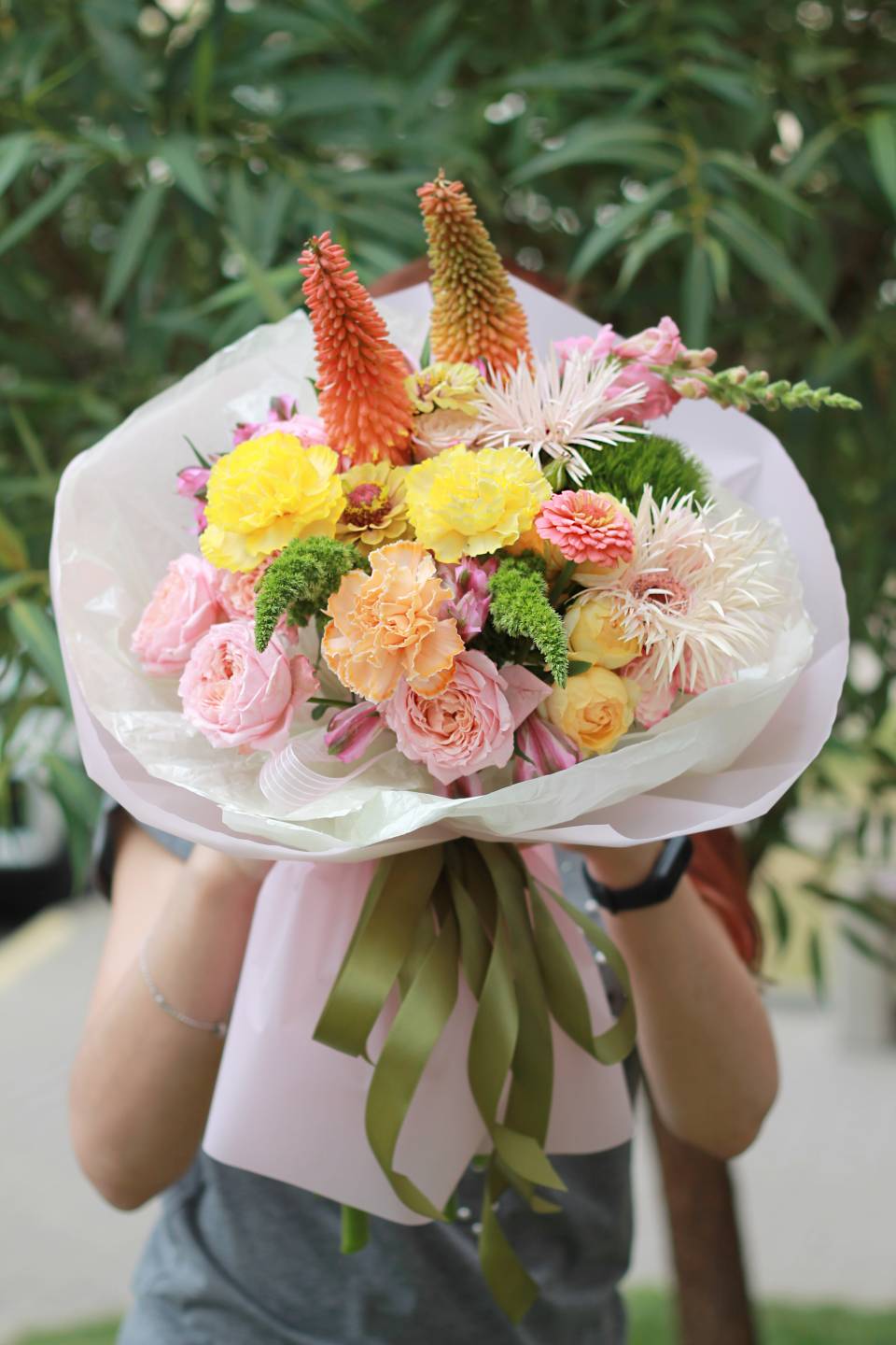 Букет Зайра - для женщины/молодой пары