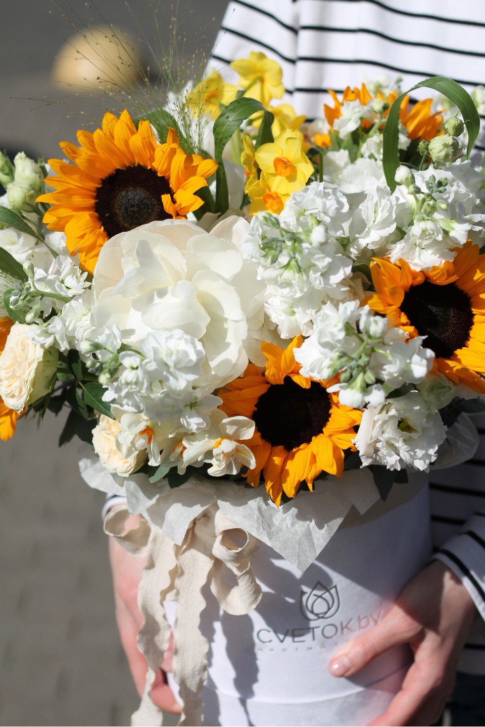 Композиция Одуванчик - подарочное оформление