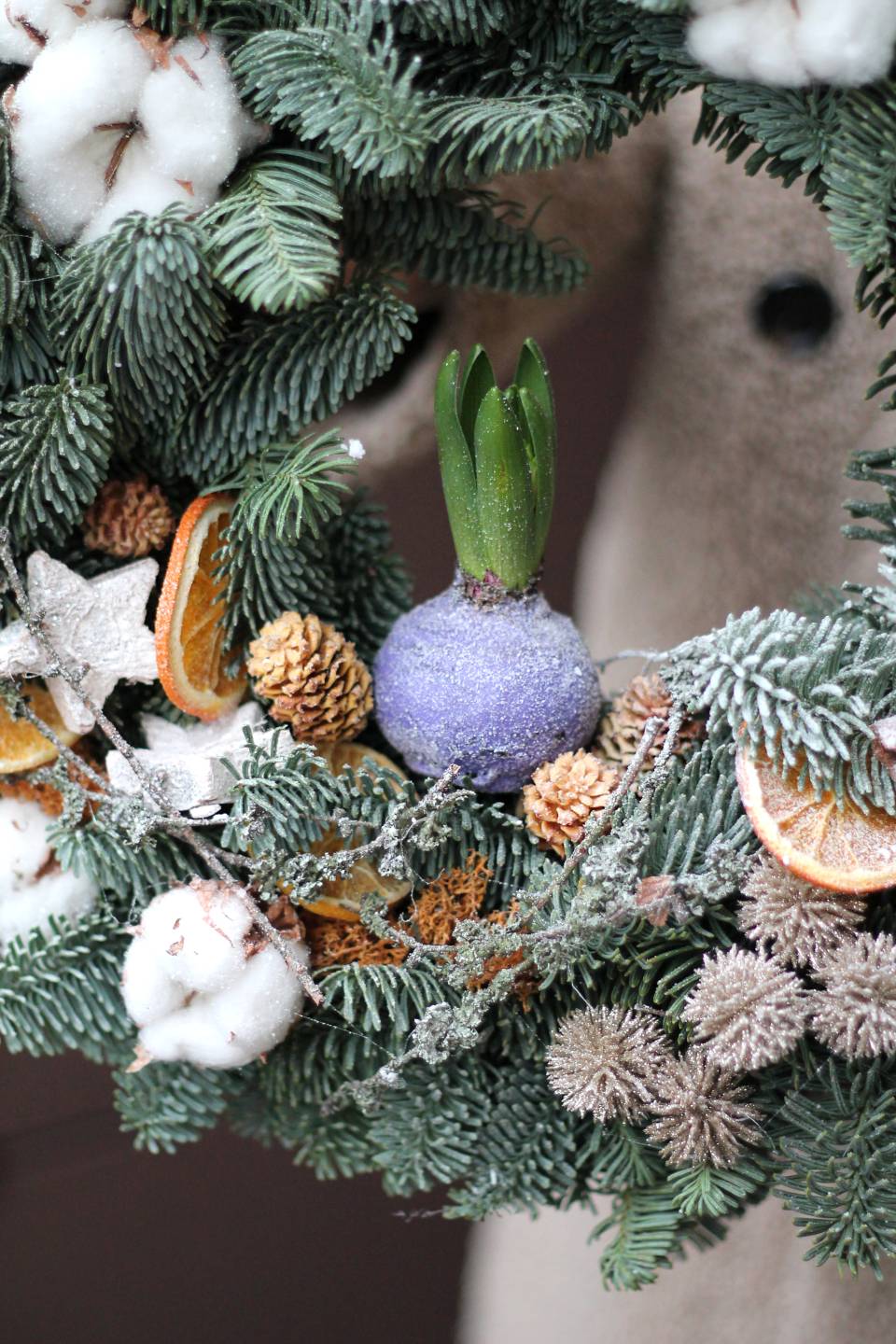 Новогодний венок Зумбул - подарочное оформление