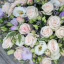 Корзина цветов Воздушный поцелуй - миниатюра