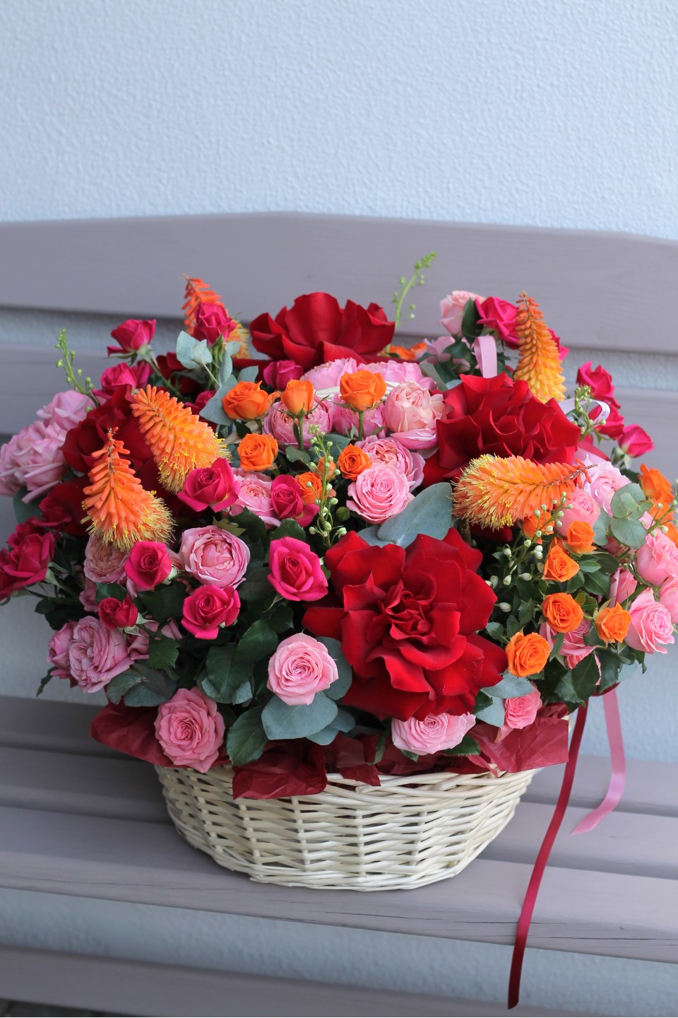 Цветочная корзина Красный Пейзаж - для женщины/молодой пары