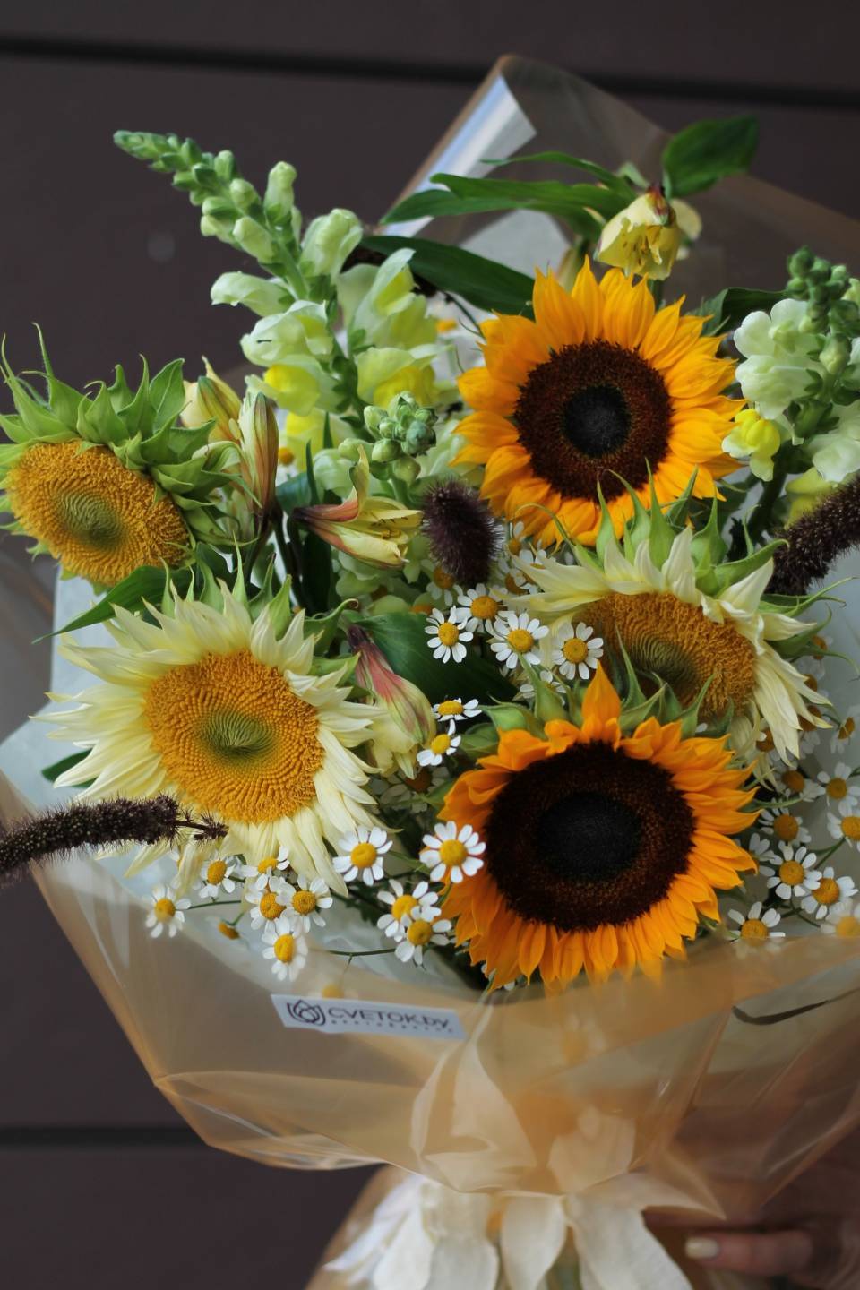 Букет Летний подсолнух - с добавлением зелени