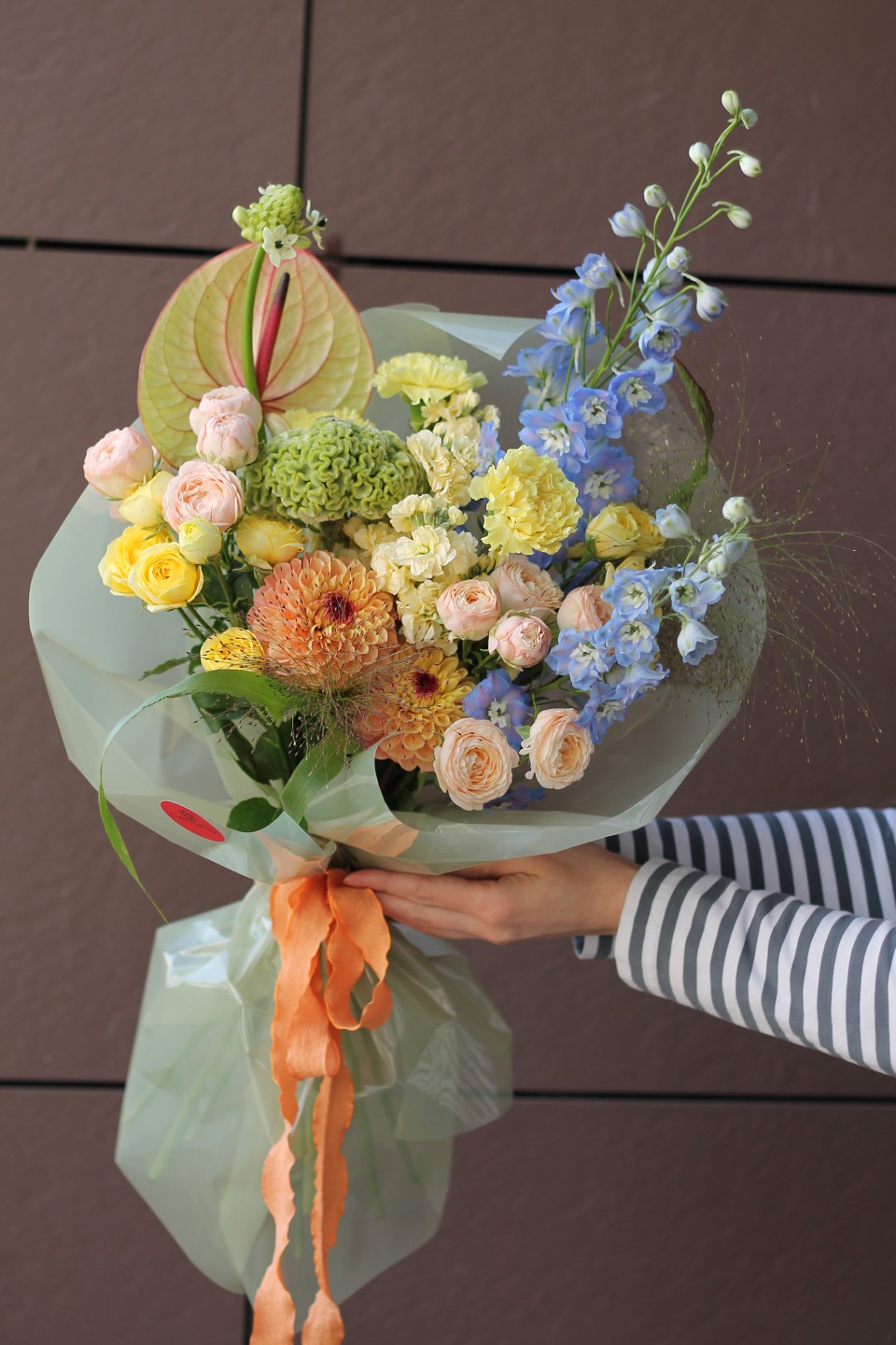 Букет Счастье Рядом - с добавлением зелени