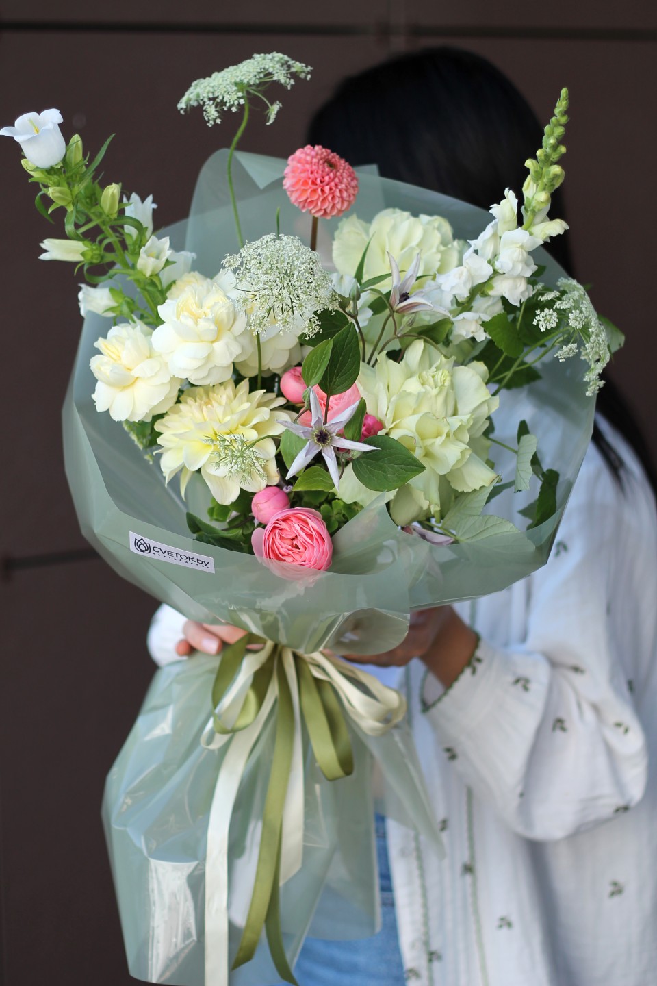 Букет Сальвадор - с добавлением зелени