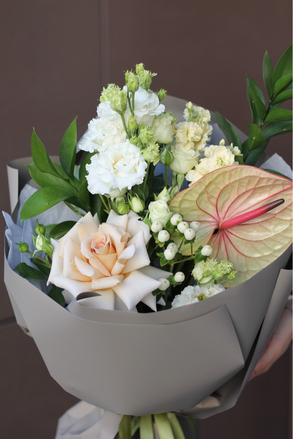 Букет Лепесток - с добавлением зелени