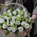 Корзина цветов Белое кружево - с доставкой по Минску - миниатюра