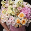 Коробка Нежность в Розовом - с добавлением зелени - миниатюра 