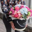 Цветы в коробке Артемида - с доставкой по Минску - миниатюра