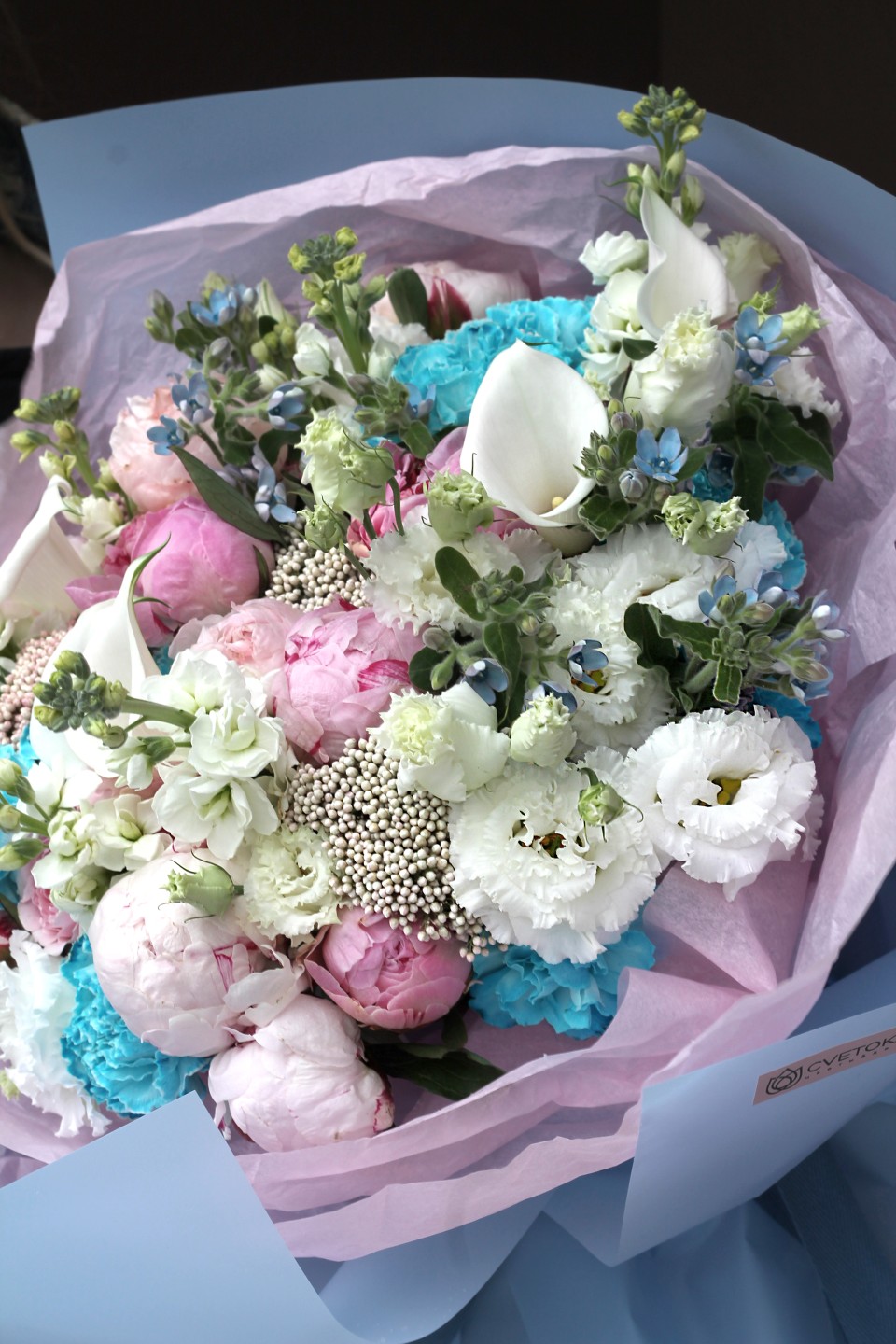 Букет Ванильный небосвод - с добавлением зелени