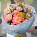 Букет Кэролайн - с добавлением зелени - миниатюра 