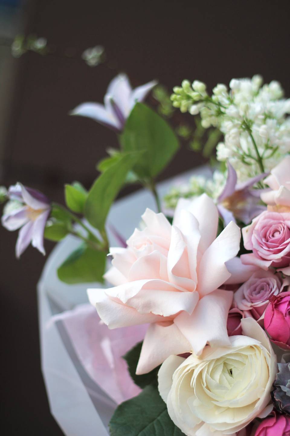 Букет Весна - с добавлением зелени