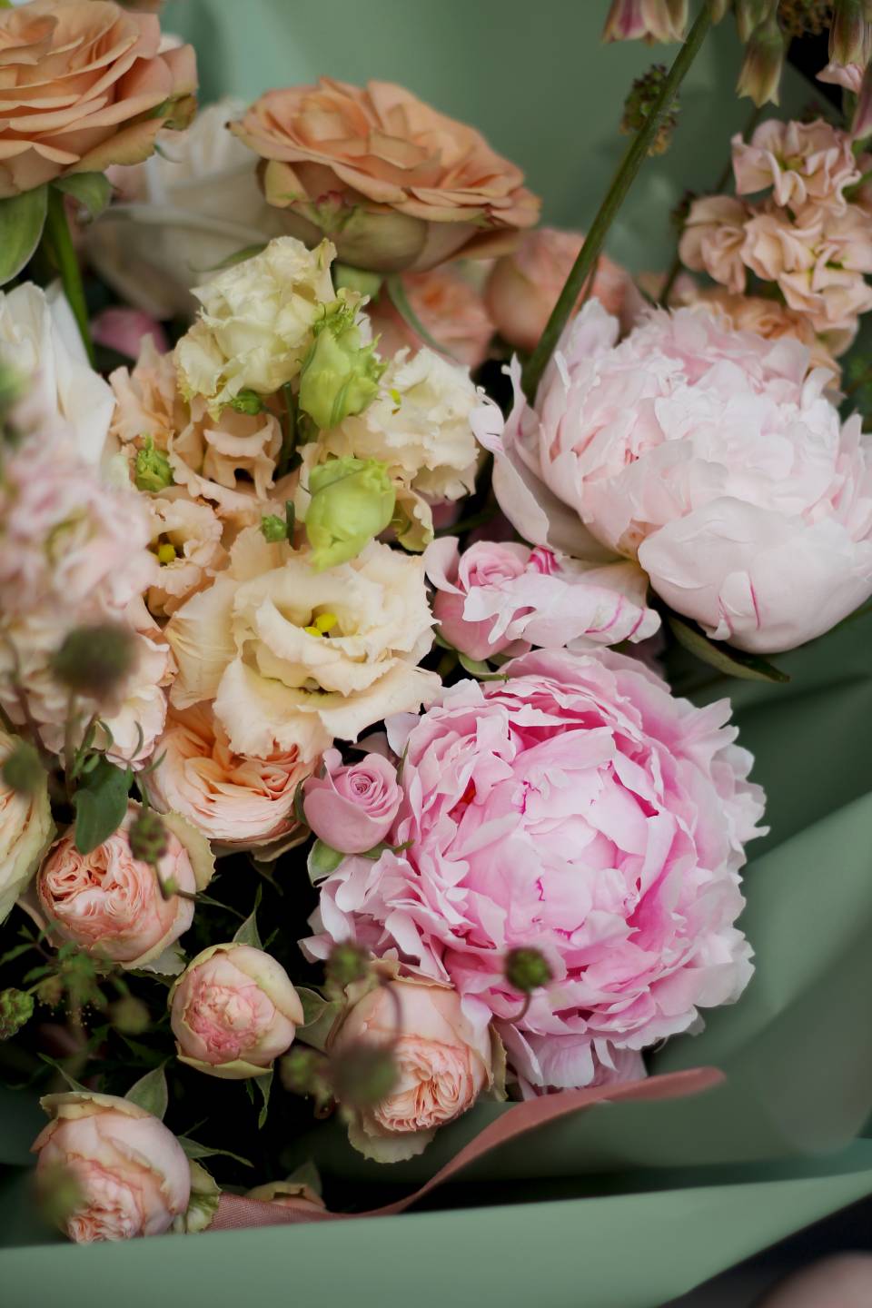 Букет Кики - с добавлением зелени