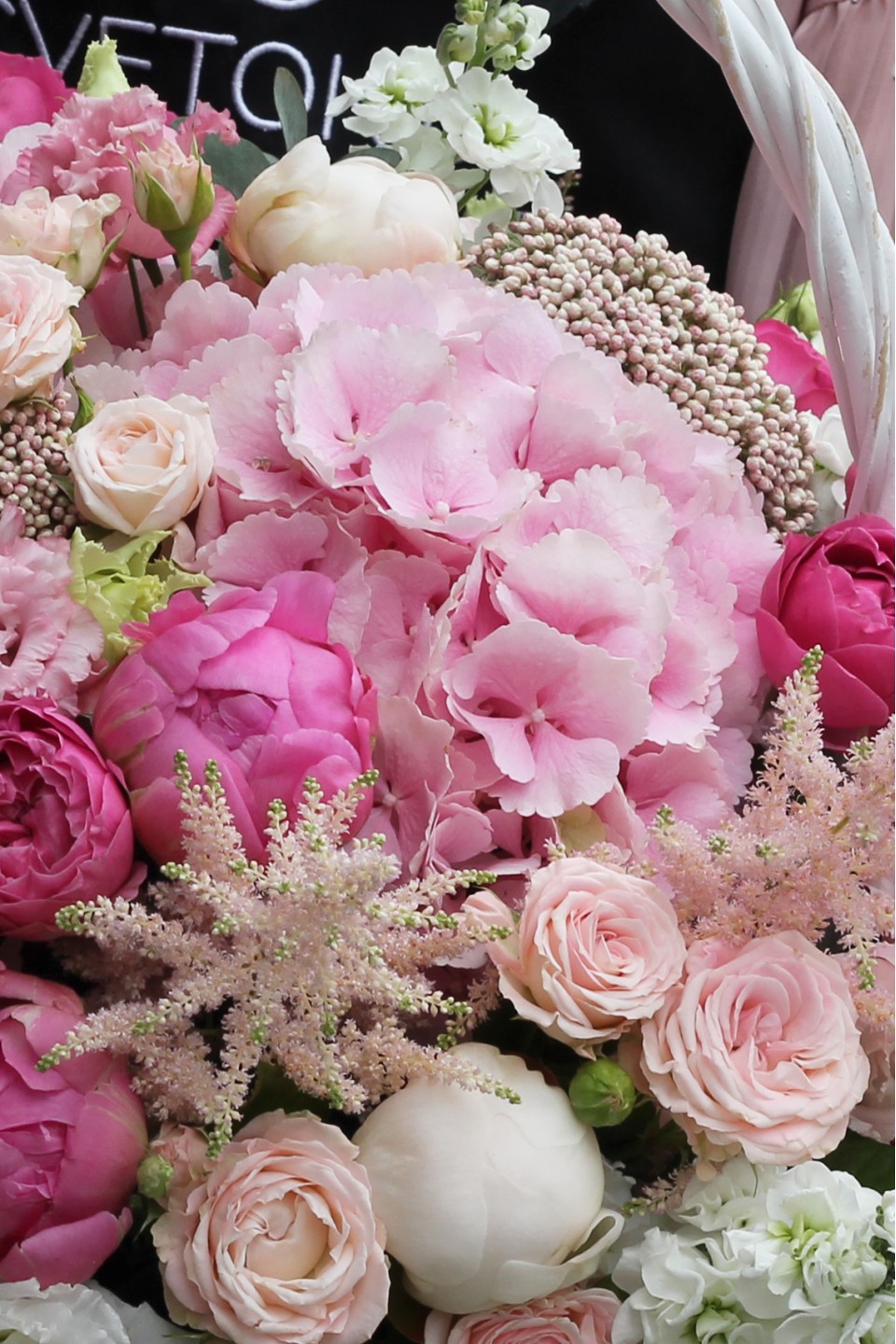 Корзина Яркий танец - с доставкой по Минску