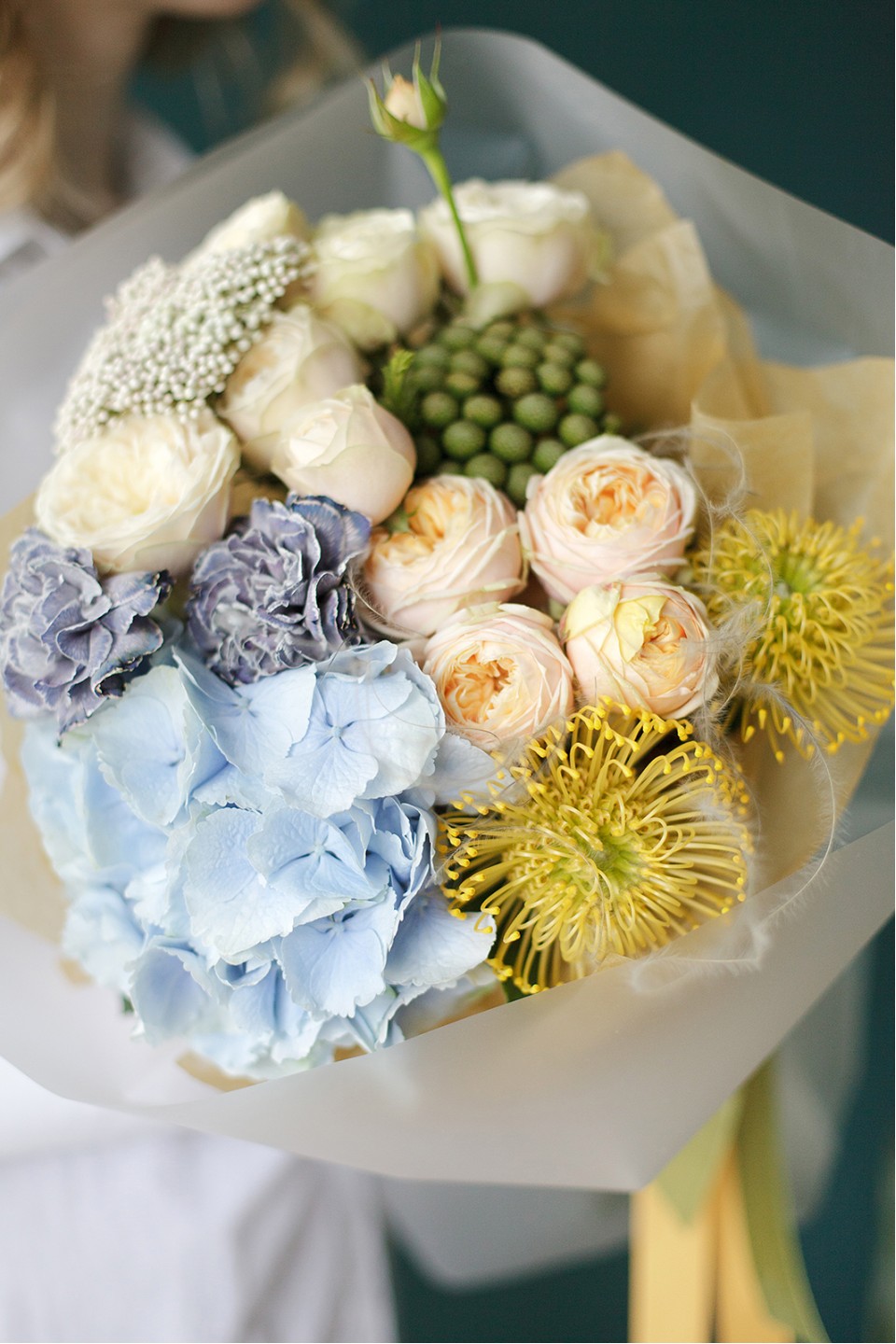 Букет Дорога с кипарисами - с добавлением зелени