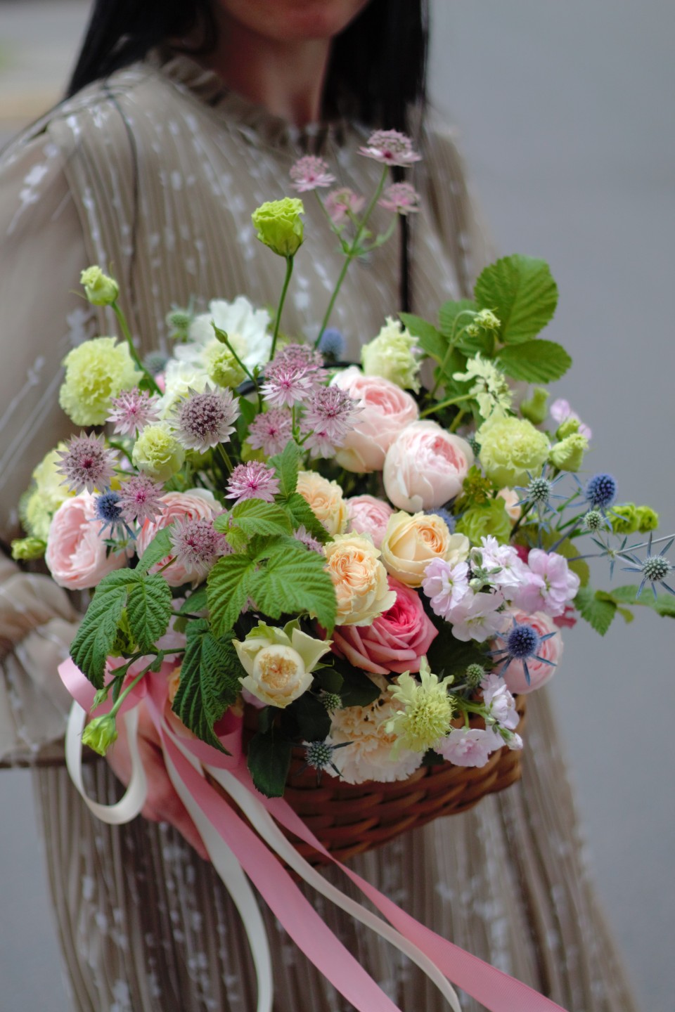 Корзина Новолуние - с добавлением зелени