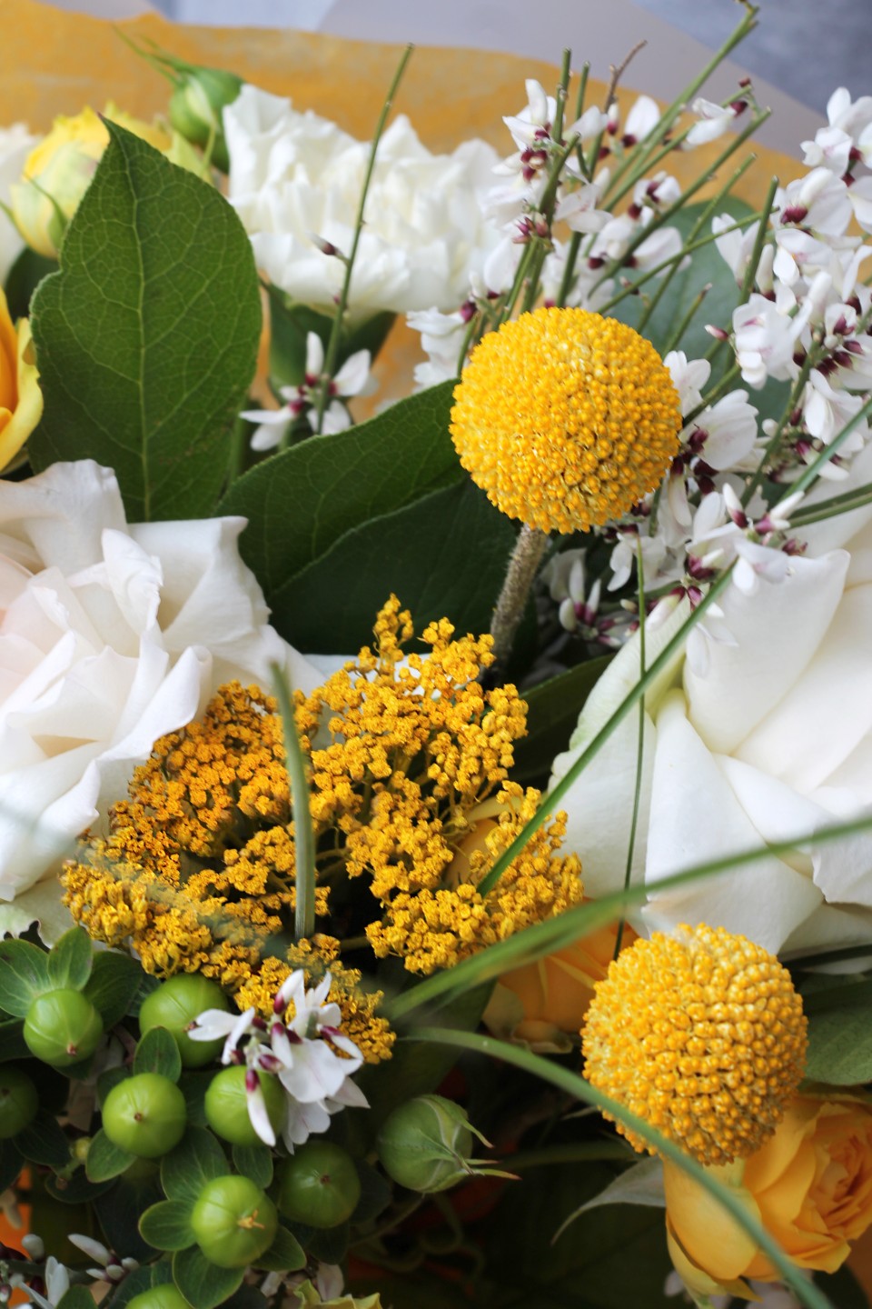 Букет Мое солнышко - с добавлением зелени