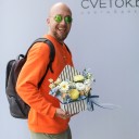 Коробка с цветами Снова в школу - миниатюра