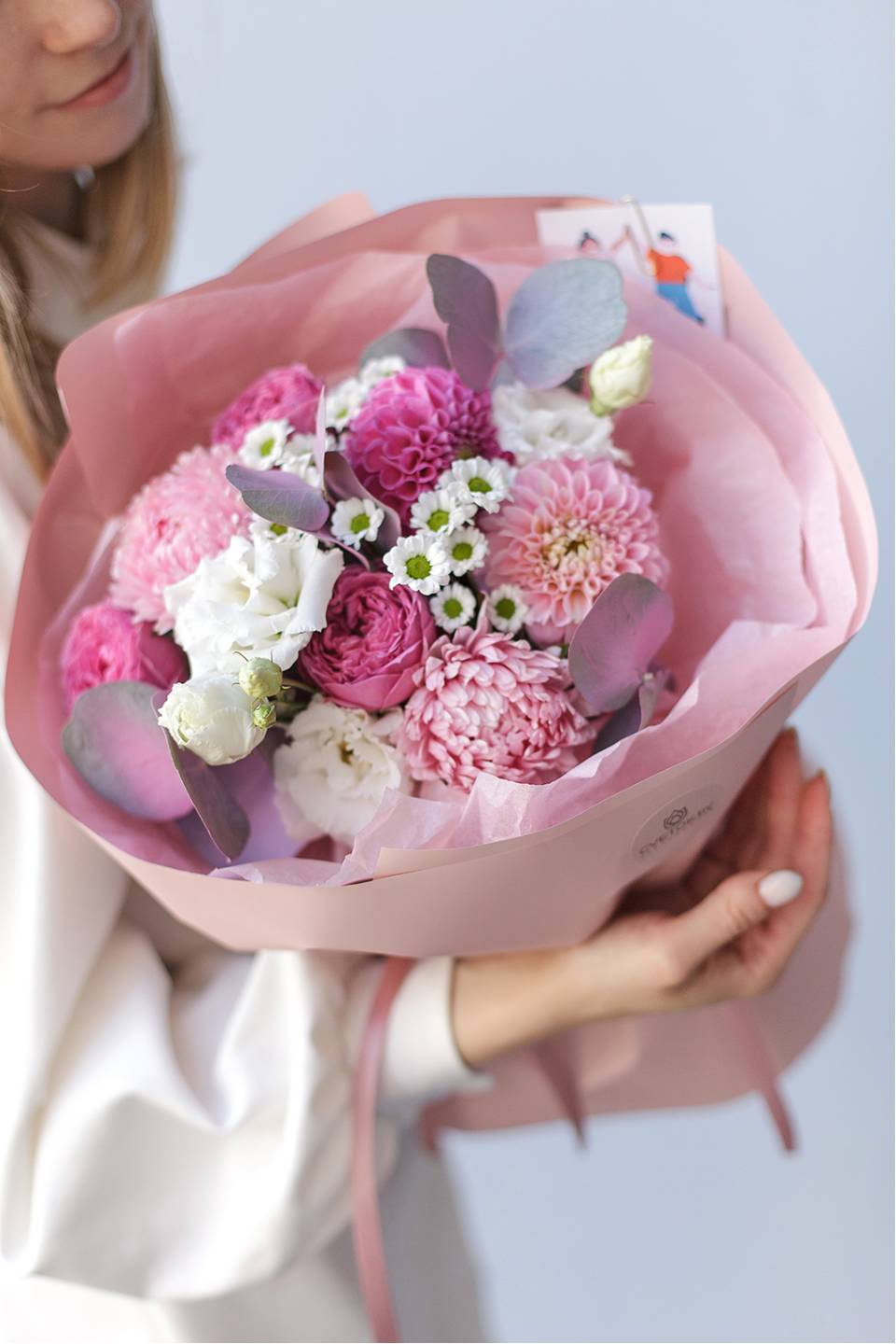 Букет Торжественный день - с добавлением зелени