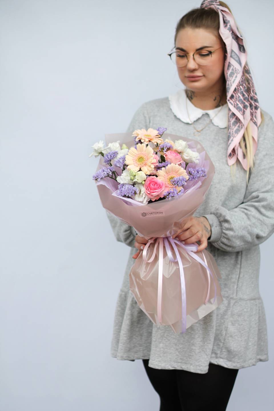 Букет Каролла - с добавлением зелени