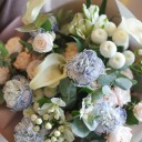 Букет Родные объятия - подарочное оформление - миниатюра