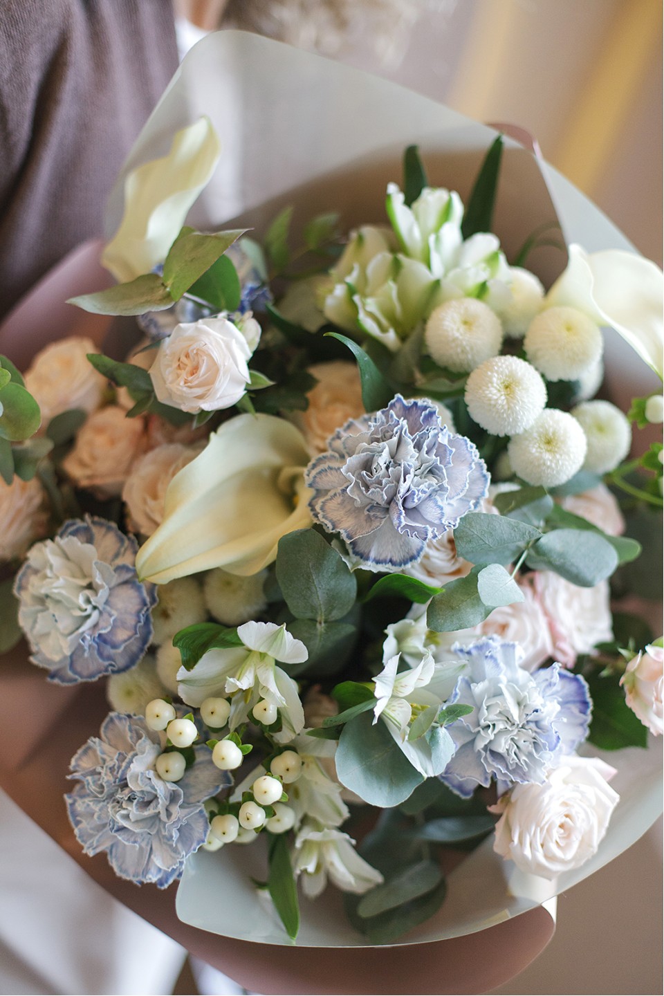 Букет Родные объятия - подарочное оформление