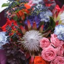 Букет Огни любви - с добавлением зелени - миниатюра 