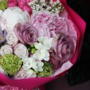 Букет Малиновый рай - с добавлением зелени - миниатюра 