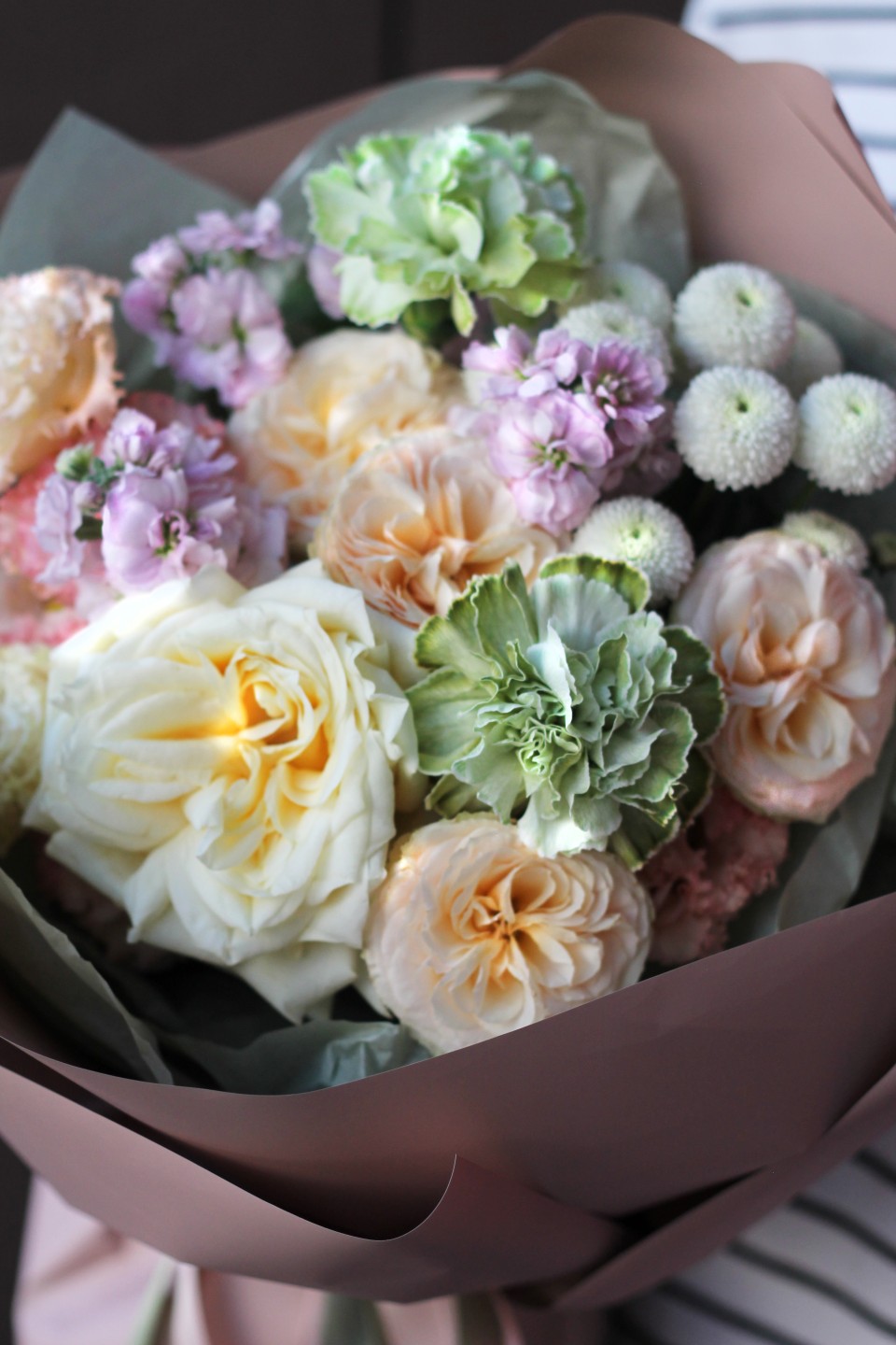 Букет Блюроз - с добавлением зелени