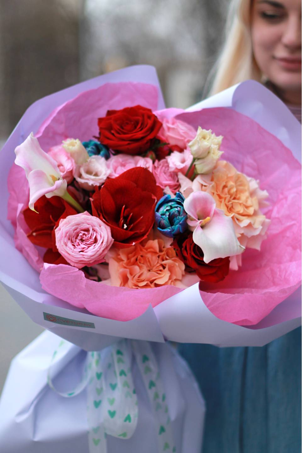 Букет Взгляд  - с добавлением зелени