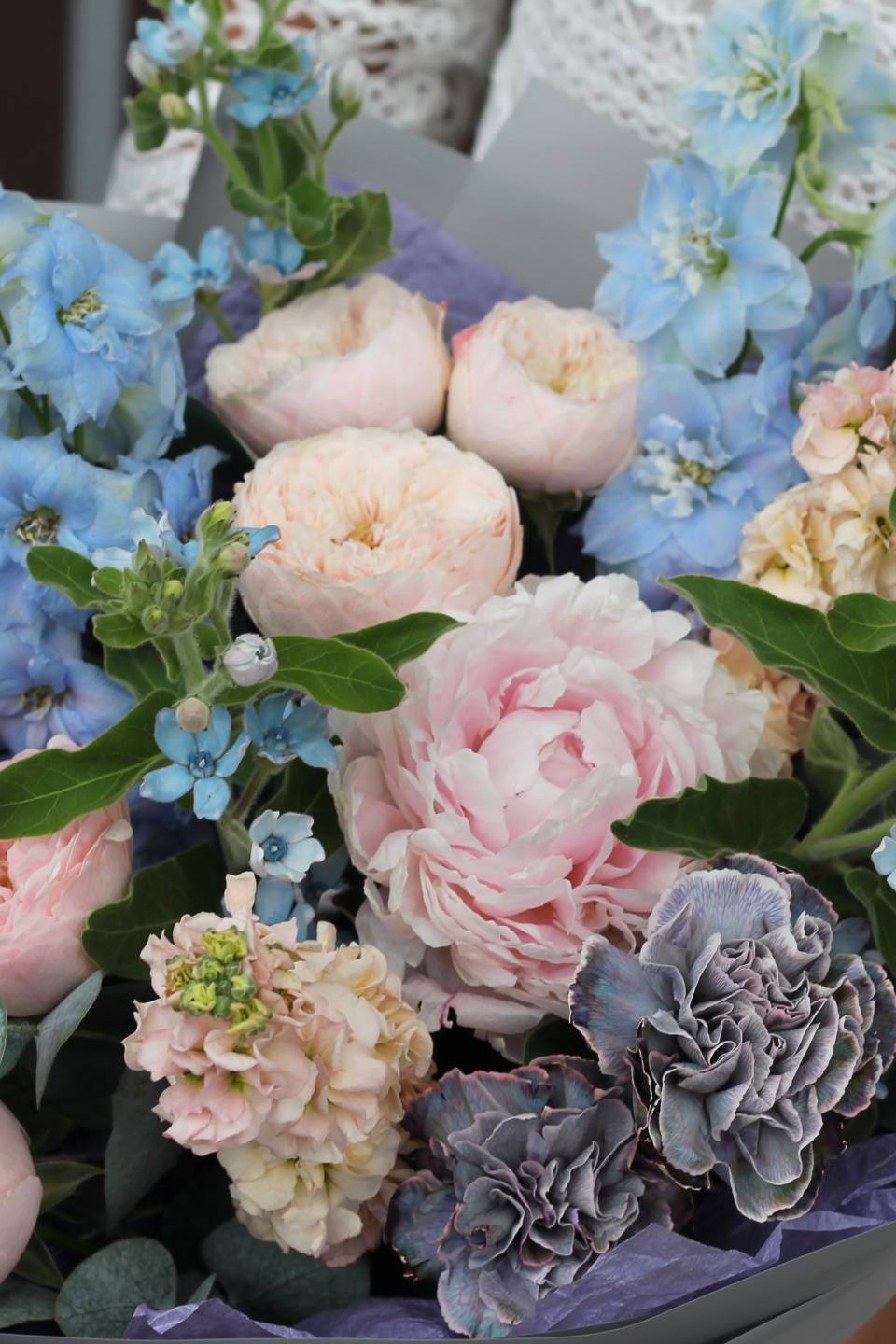 Букет Лиловое настроение - с добавлением зелени