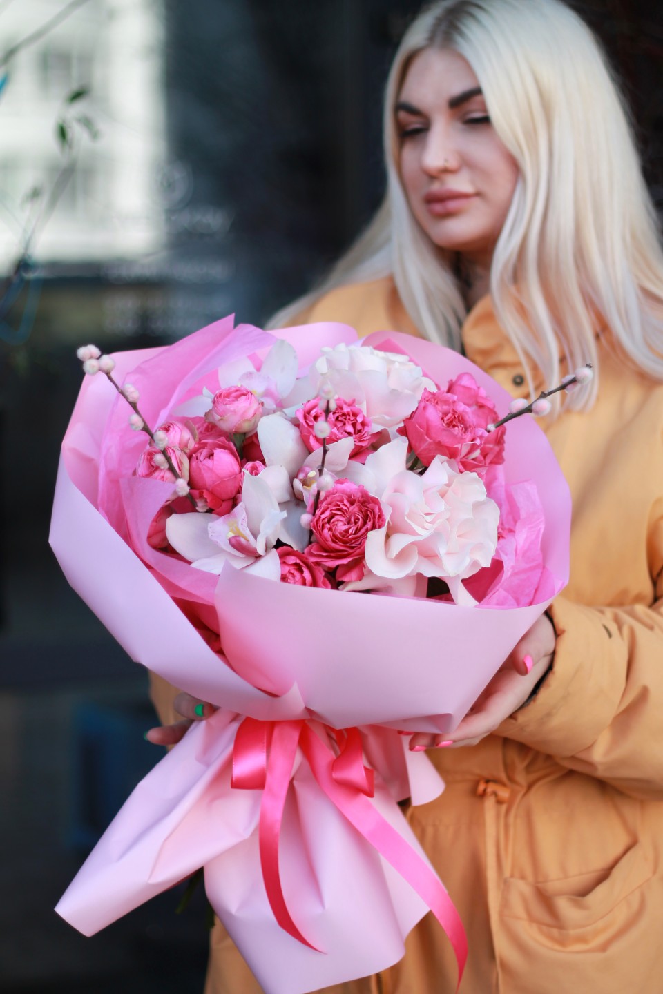 Букет Barbie - с добавлением зелени
