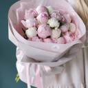 Букет пионовСаблино - с добавлением зелени - миниатюра 