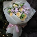 Букет Лилит - с добавлением зелени - миниатюра 