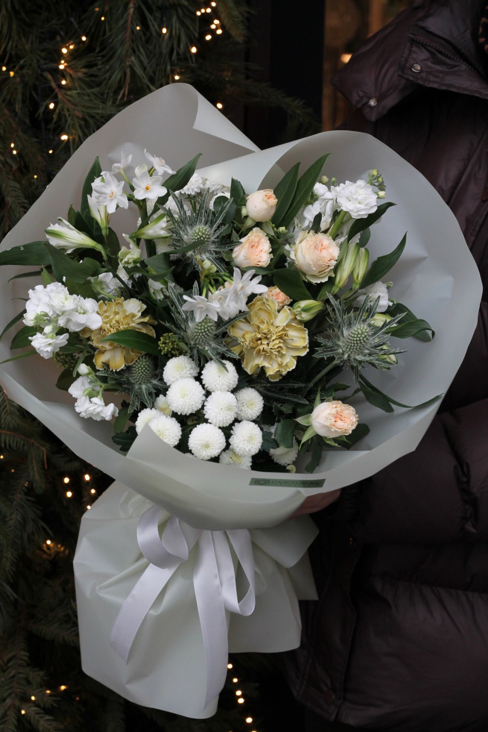 Букет Вивье - с добавлением зелени