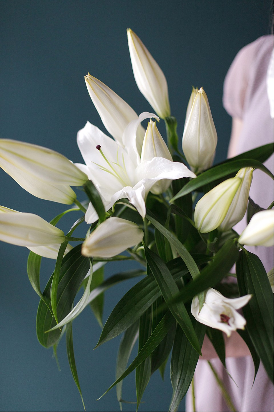 Лилия - с добавлением зелени