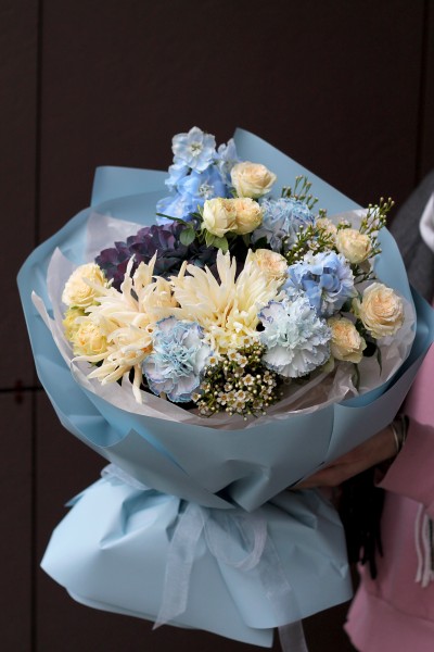 Букет "Блум"