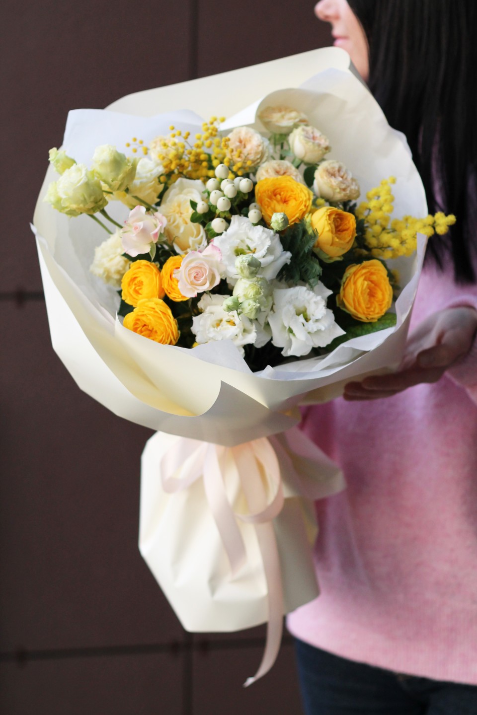 Букет Мимоза - с добавлением зелени