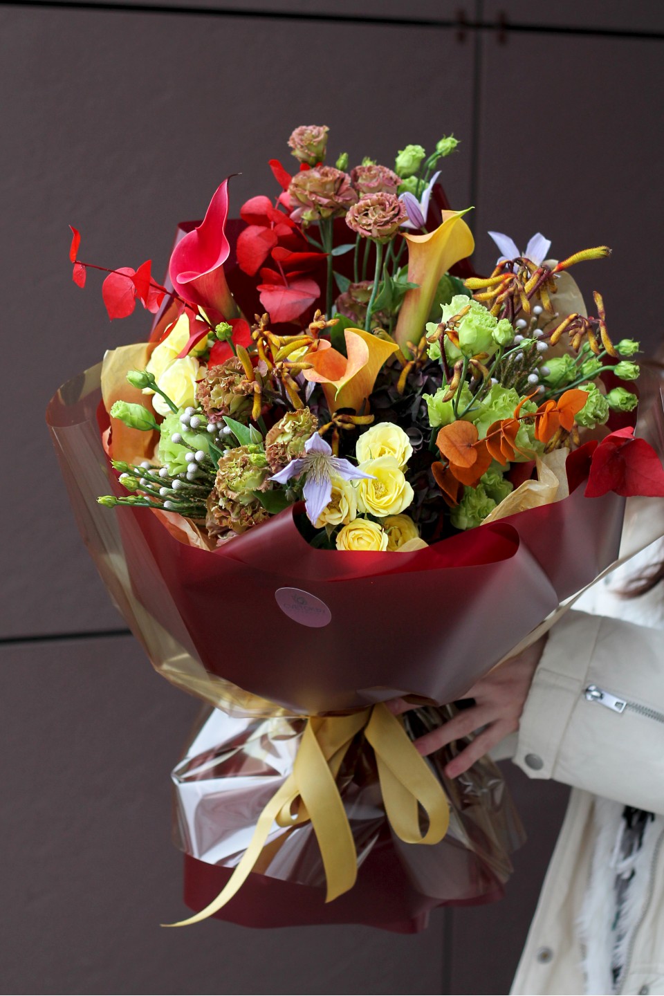 Букет Бруния - с добавлением зелени