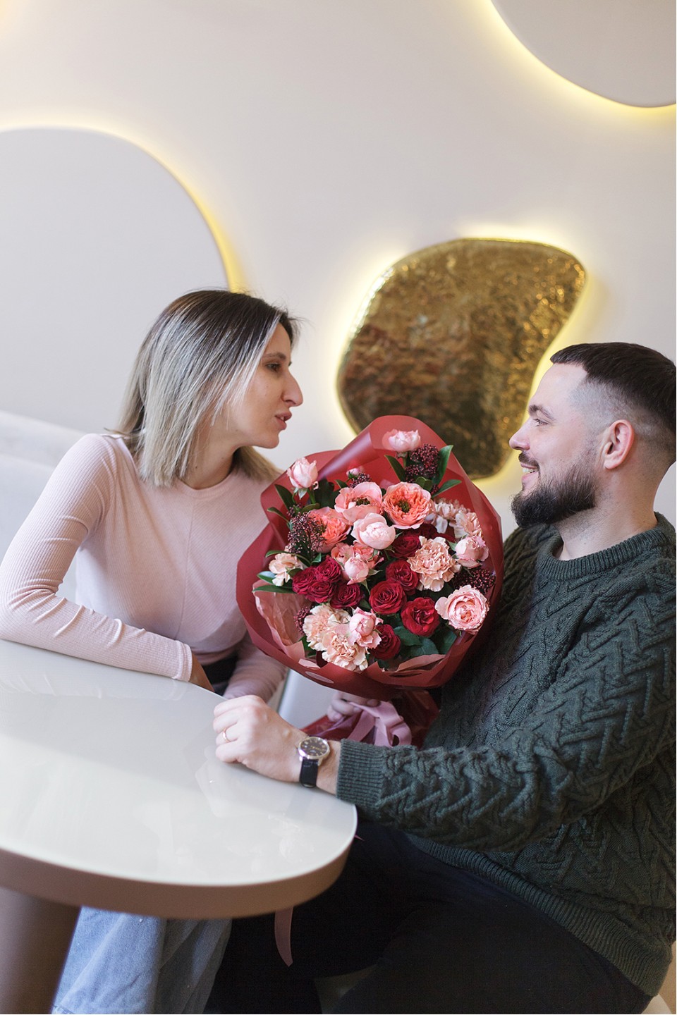 Букет Kiss Me - с добавлением зелени