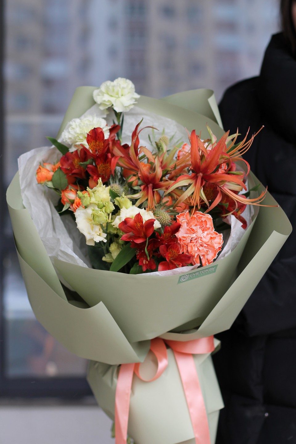 Букет Стейси - с добавлением зелени