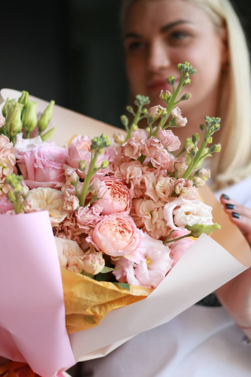 Букет Персиковое удовольствие - подарочное оформление